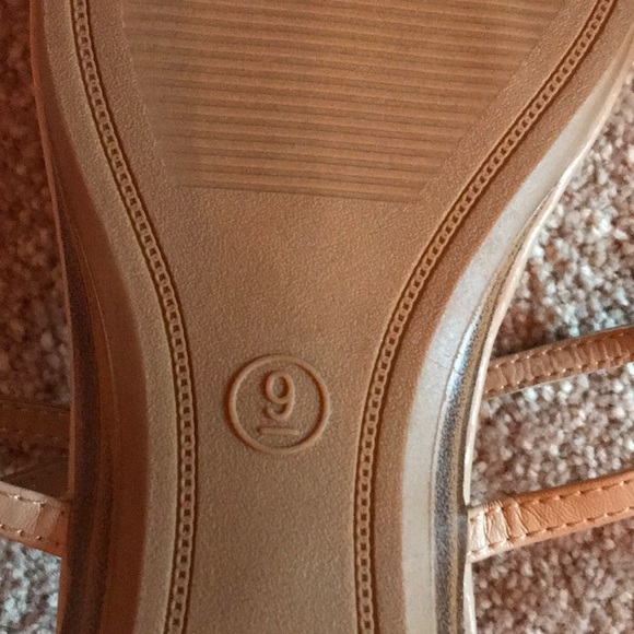 Sandals - Picture 2 of 3